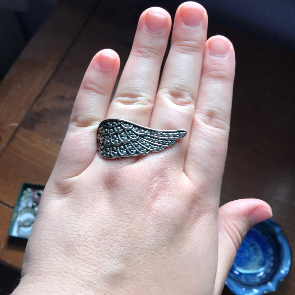 Angel wing ring - Picture 3 of 3